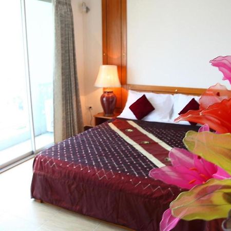 Choktawee Residence And Mansion Chiang Mai Bagian luar foto