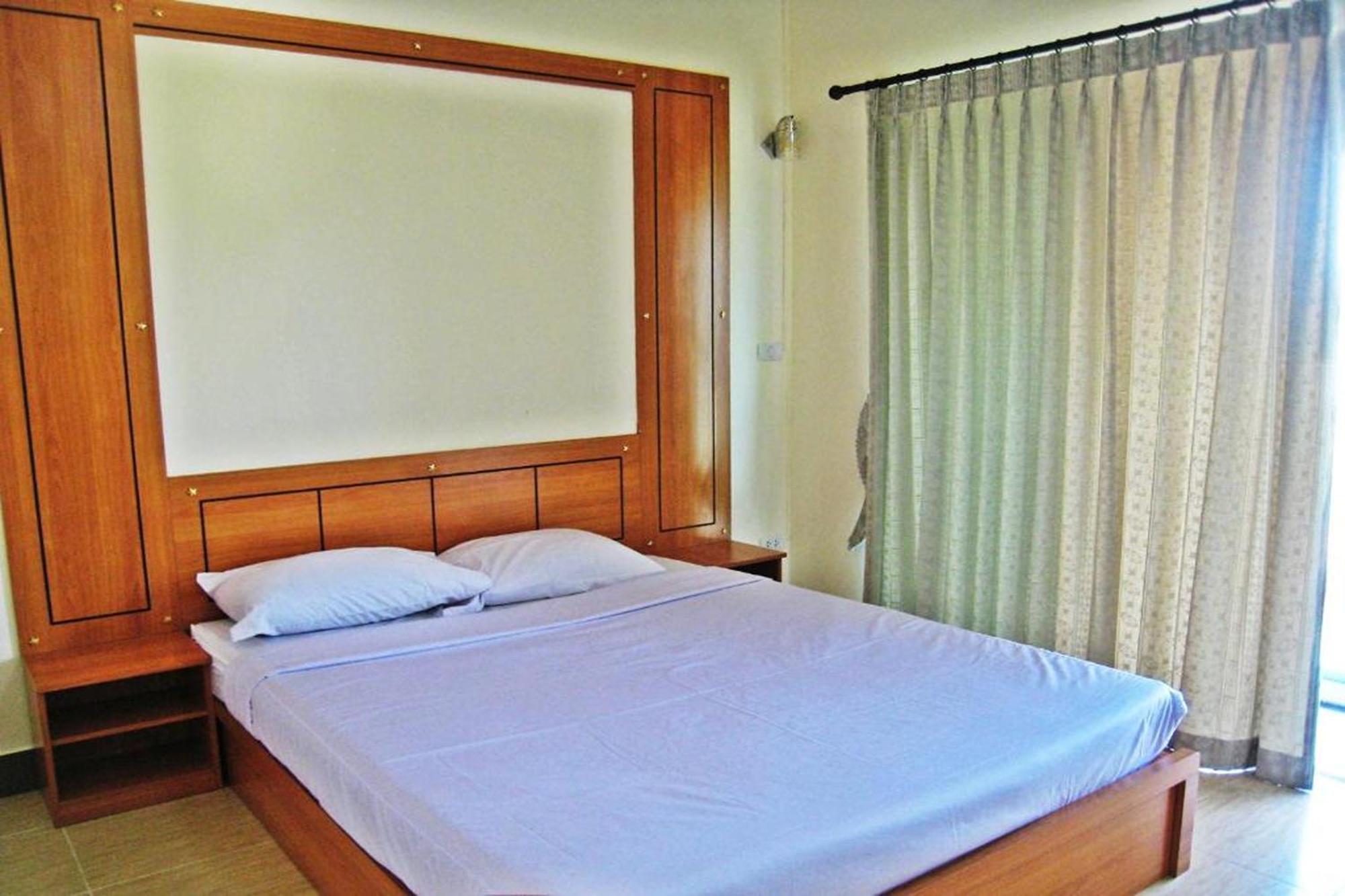Choktawee Residence And Mansion Chiang Mai Bagian luar foto